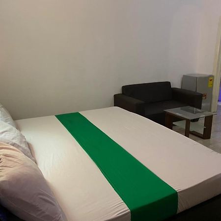 Hgl Guest House Източен Легон Екстериор снимка