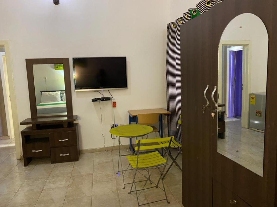 Hgl Guest House Източен Легон Екстериор снимка